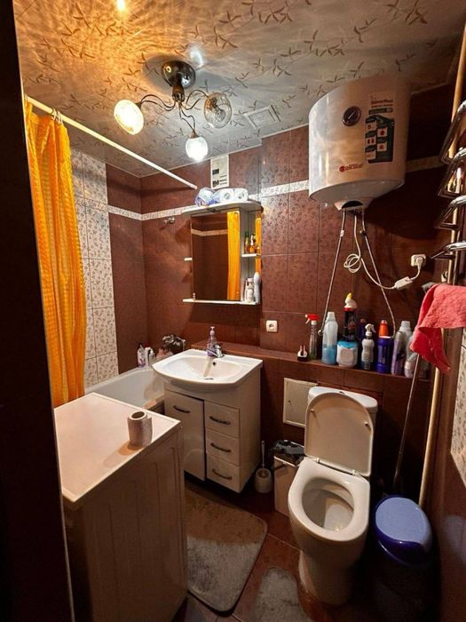 Продаю квартиру срочно!