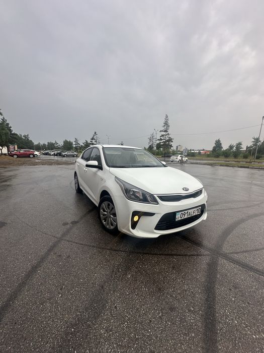 Kia rio 2019 в отличном состояни