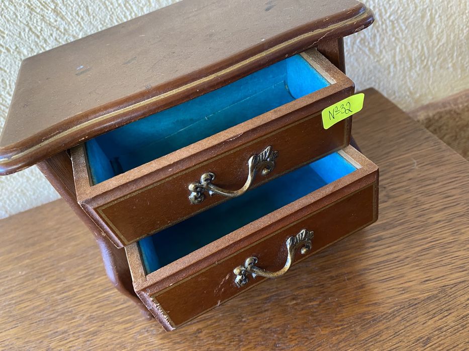 Немска музикална кутия за бижута от дъб