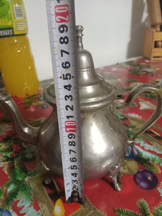 Ceainic superb! Foarte vechi !