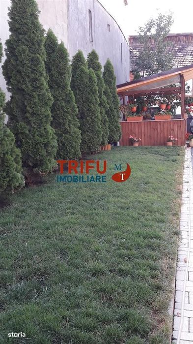 Casa 3 camere, 1200 mp teren, zona Centru