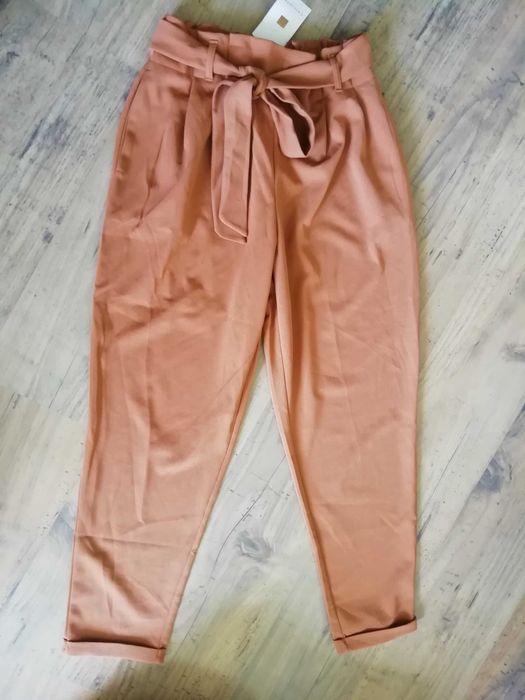 2 панталона Zara, 1 Caliope и дънки с бродерия