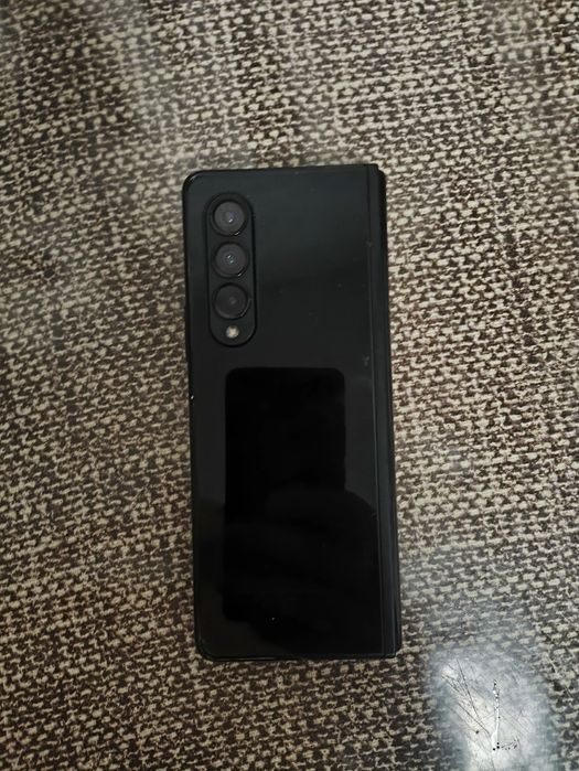 Samsung Z fold 3