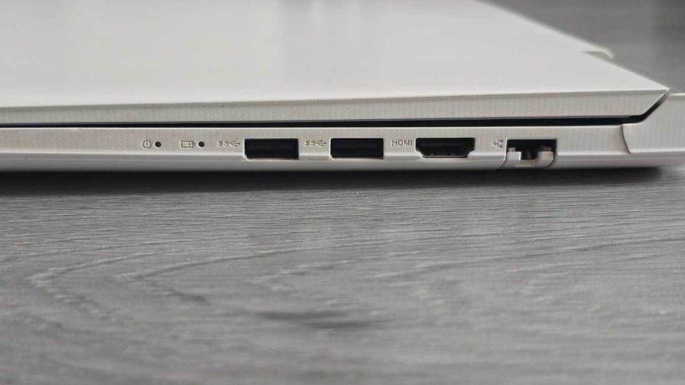 Laptop gaming Lenovo IdeaPad 700 – GTX 950M – pentru piese