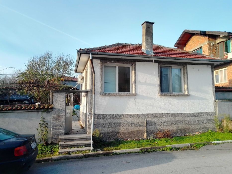 Къща в с.Добрич обл. Хасковска