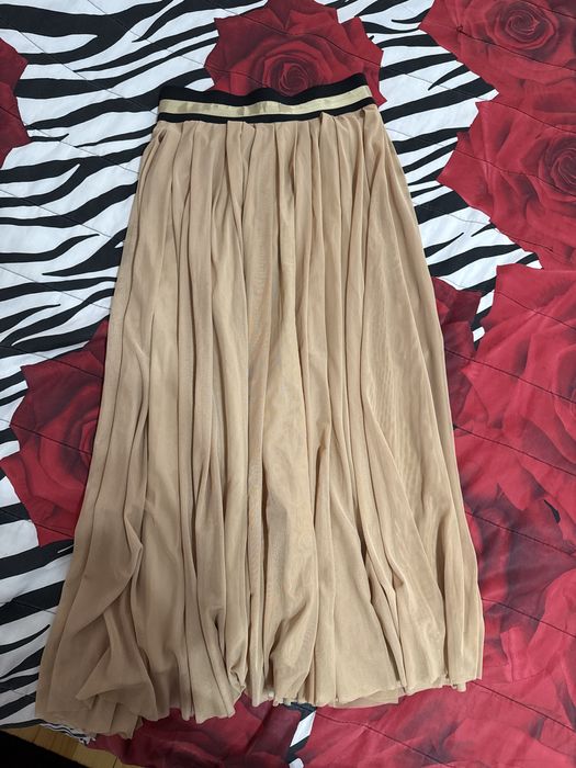 Пола на марката AVIN