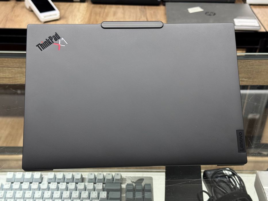 Lenovo ThinkPad X1 Carbon Carbon 12th Generation