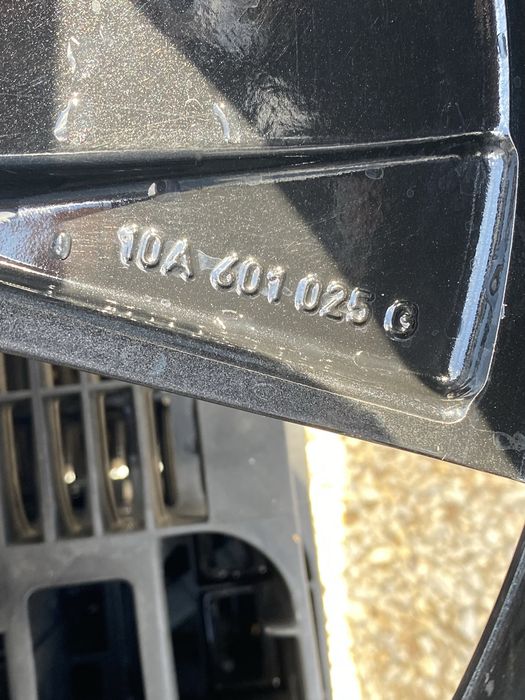 18 цола 5 х 112 мм Фолксваген VW ID 3 , Голф , Golf 5 , 6 , 7 , 8