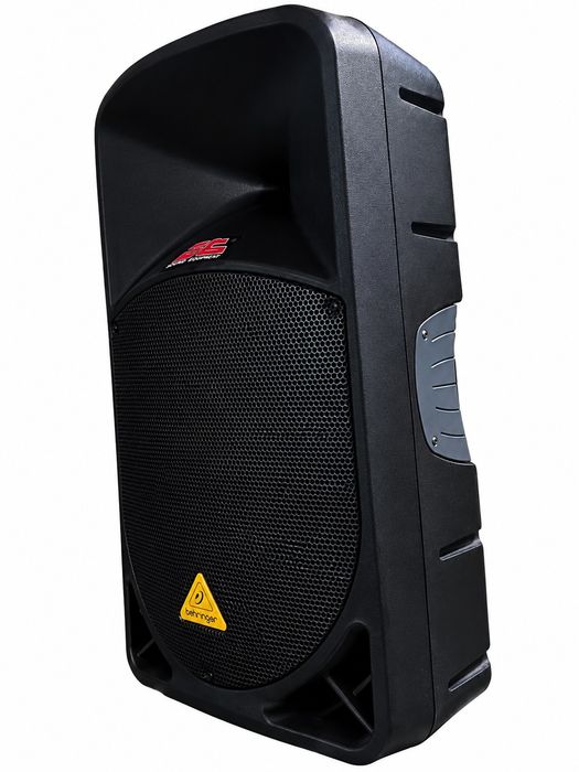 Vând sistem audio Behringer + Vonyx – 15” . Preț negociabil