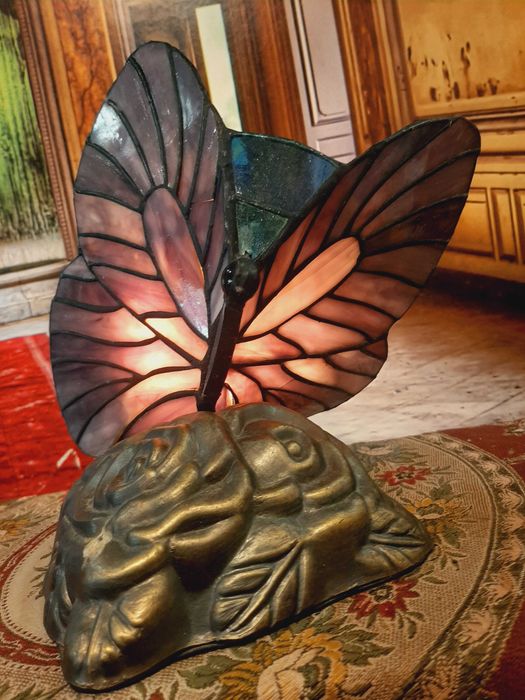 flotute , veioza tiffany functionala