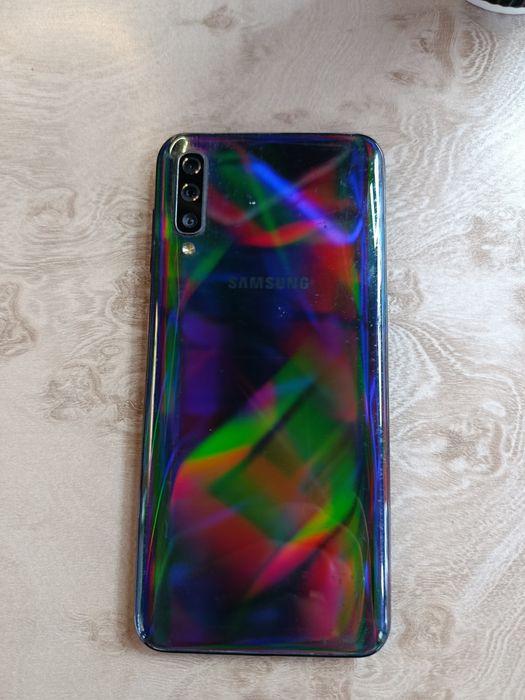 Samsung a50 8/128tali
