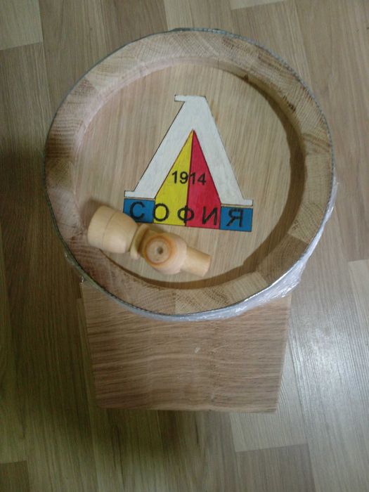 Бурета,бъчви,каци,качета,кашпи и др.