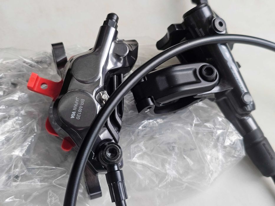 Frana fata shimano XT BR-M8120  noi 2 , 4 pistoane BL-M8100 BR-M8100 si BL-T8100