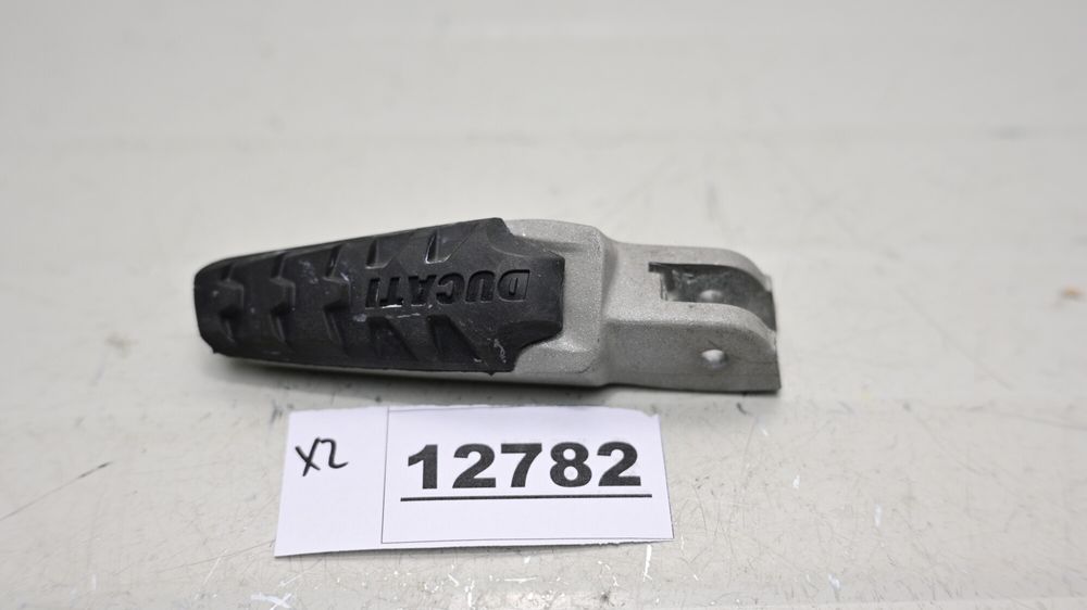 Scarita Peg Fata Dreapta Ducati Monster 821 / 1200 2014 - 2022