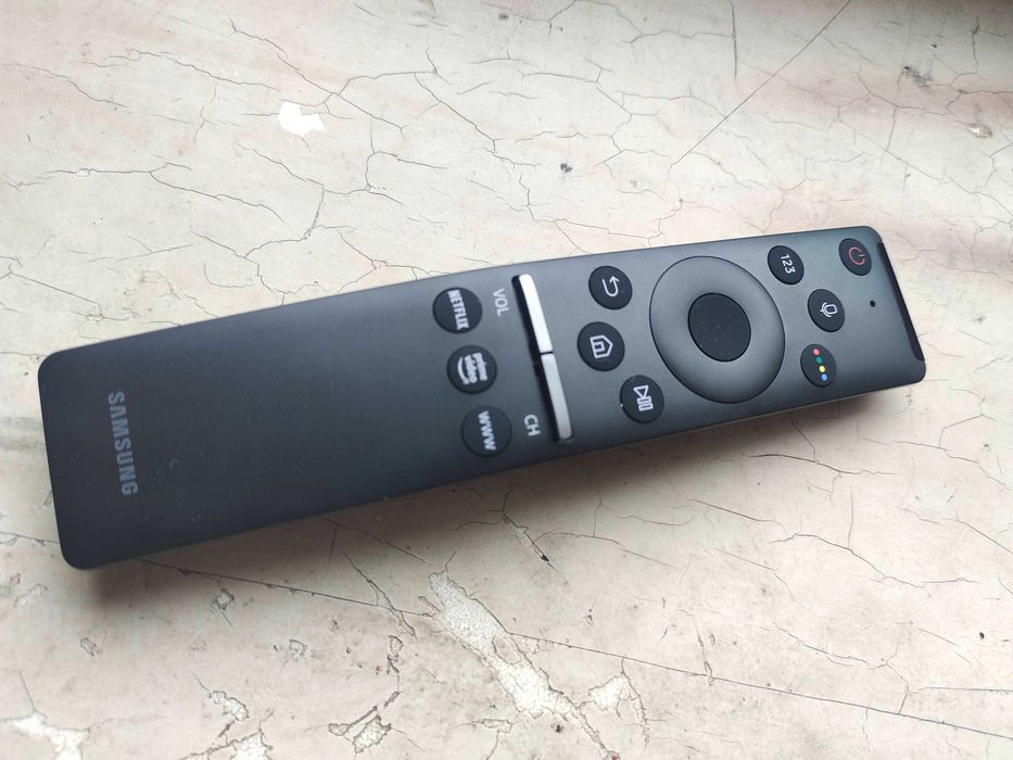 Продам пульты для телевизоров(смарт) KiVI, SAMSUNG, TCL