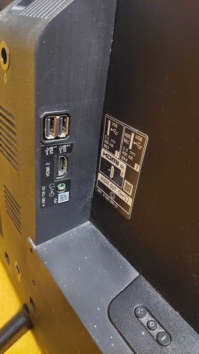 Телевизор SONY bravia 32" smart!