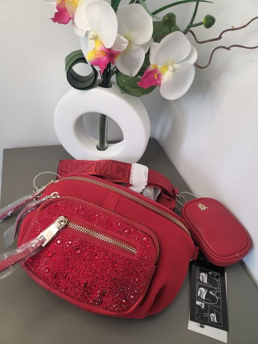 Оригинална дамска чанта Steve Madden - Червена с кристали