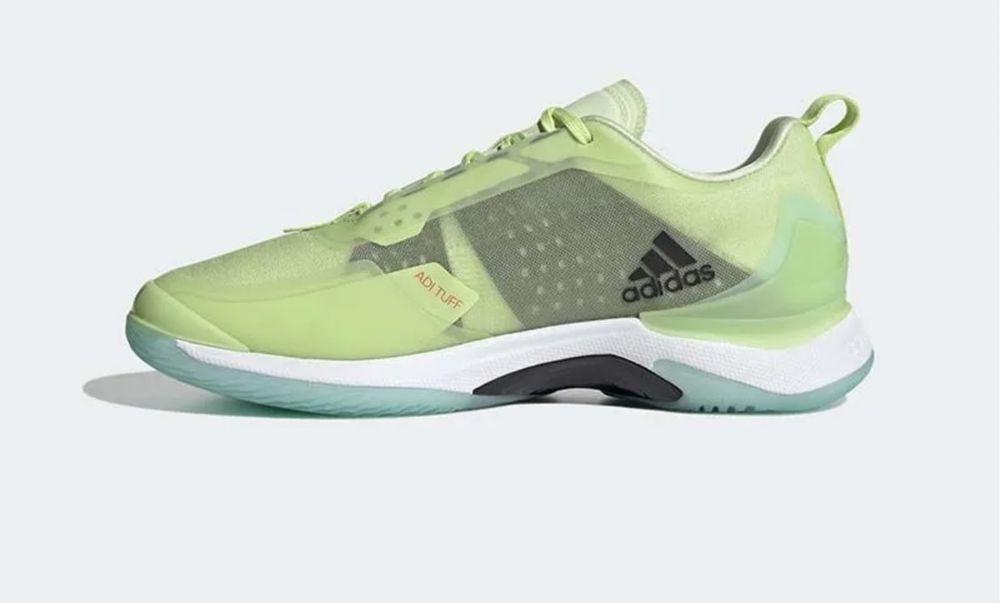 Кроссовки адидас продам