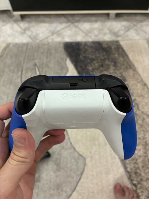 Джойстик xbox one (x)