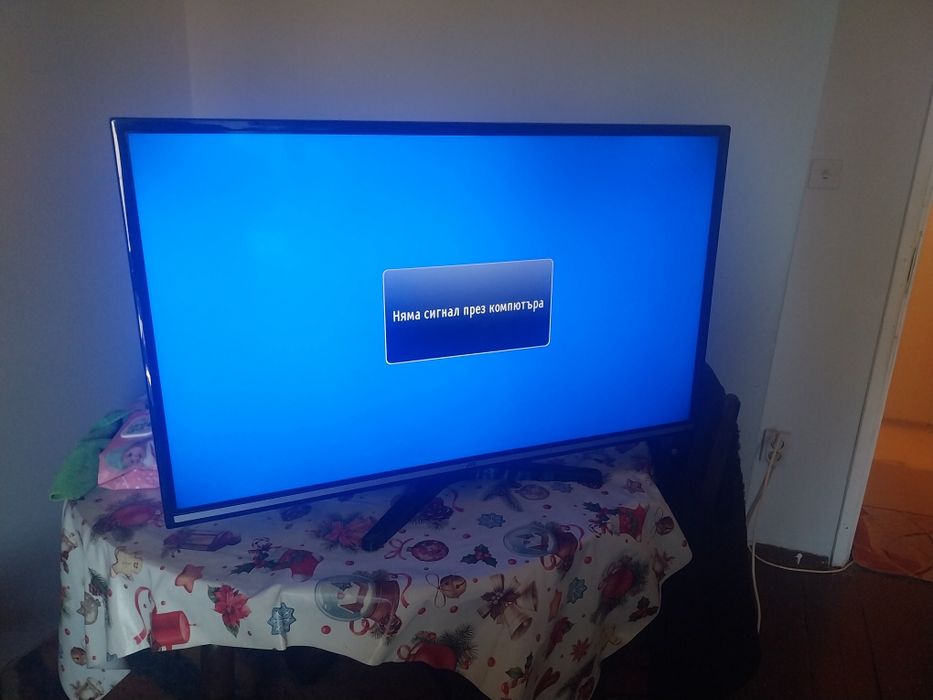 Телевизор JVC  LT40V543