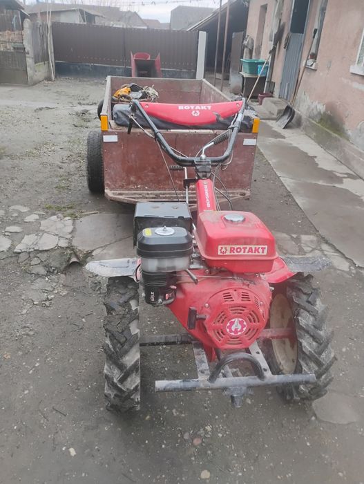 Vînd motocultor Rotakt 13 cp