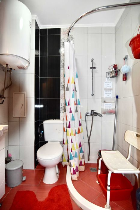 Продава се Тристаен апартамент в Пловдив, Южен - 77 кв.м за 1572 €/кв.м - Снимка #4