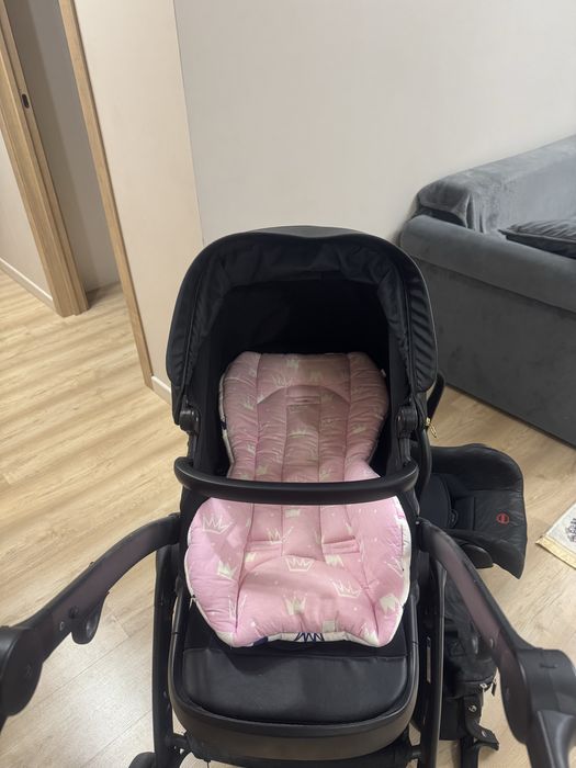 Продам Детскую коляску Kidilo Wonder