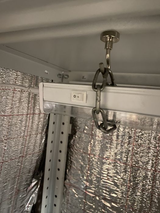 Стеллаж с фито лампами