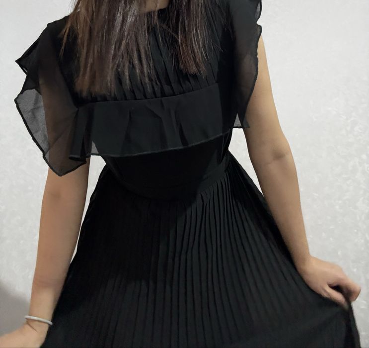 Продам платье, размер 46 (подойдёт и  на 44).