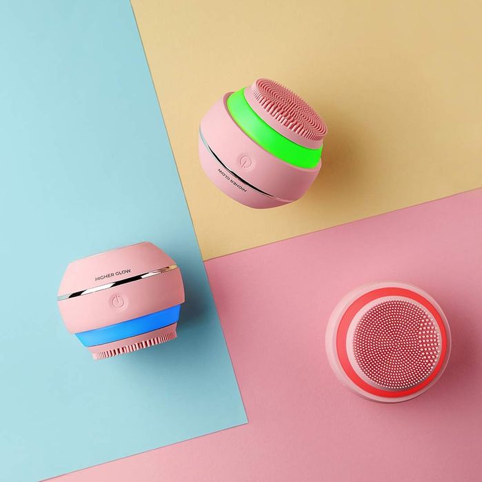 Силиконова почистваща четка за лице с висок блясък 3D звукова вибрация