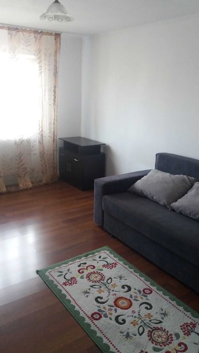 Vând garsonieră în Sectorul 4, zona Giurgiului - Luica