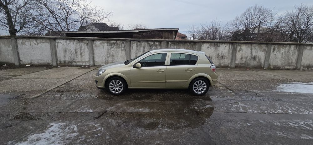 Opel Astra H 1.6 benzina Proprietar