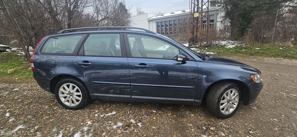 Volvo v50 2.0D комби 2007г.
