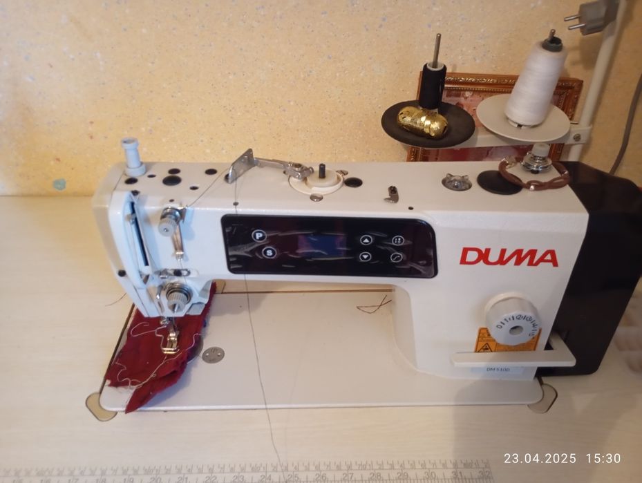 Tikuv mashinka sotiladi