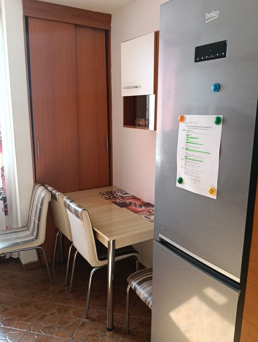 Apartment 3 camere 2 balcoane, proximitate Piata MV