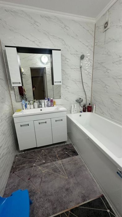 Продается двухкомнатная квартира