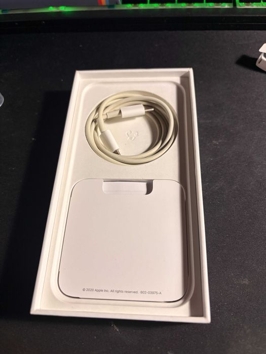 iPhone 12 Black 64GB