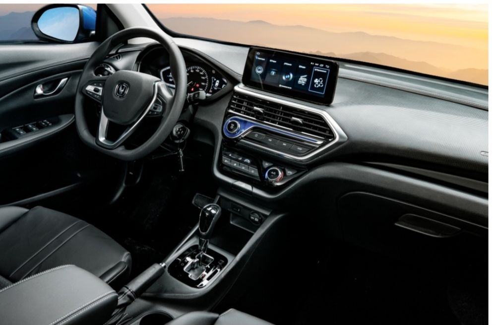 Автомобиль Changan