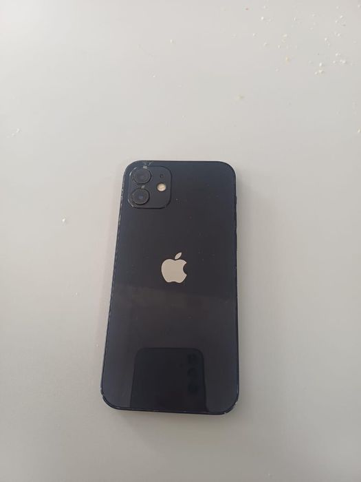 Срочно продам Iphone 12