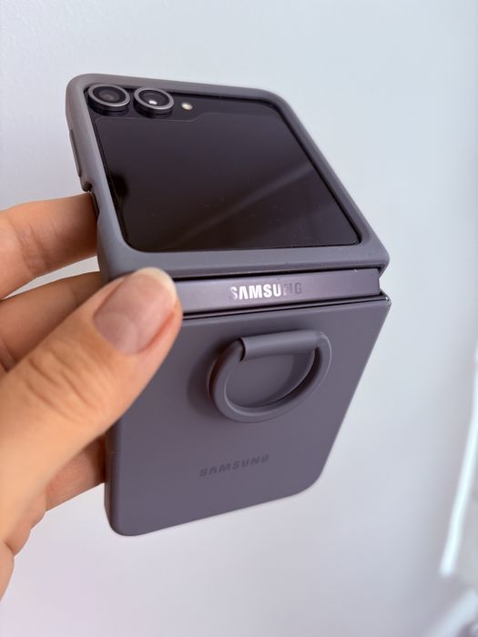 Samsung Z Flip 6