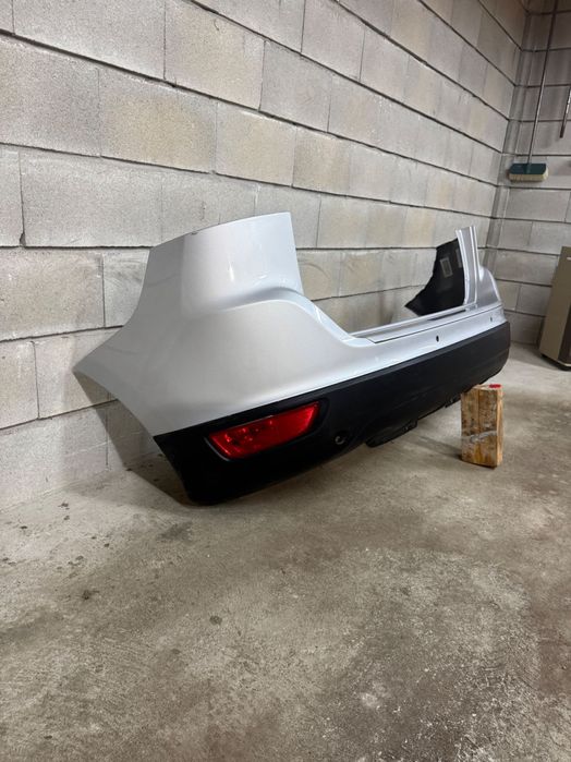 Задна броня за волво хс 60 2013 година