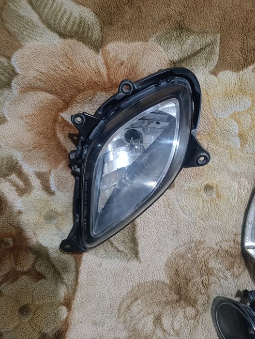 Фары противотуманные разные