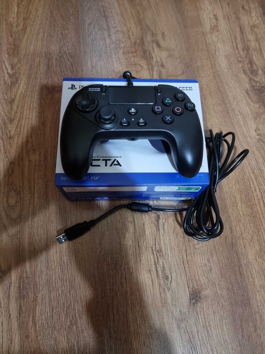 Controller HORI Fighting Commander Octa - PS5/PS4/PC