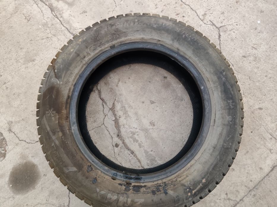 Шины шипованые 215/60 R16