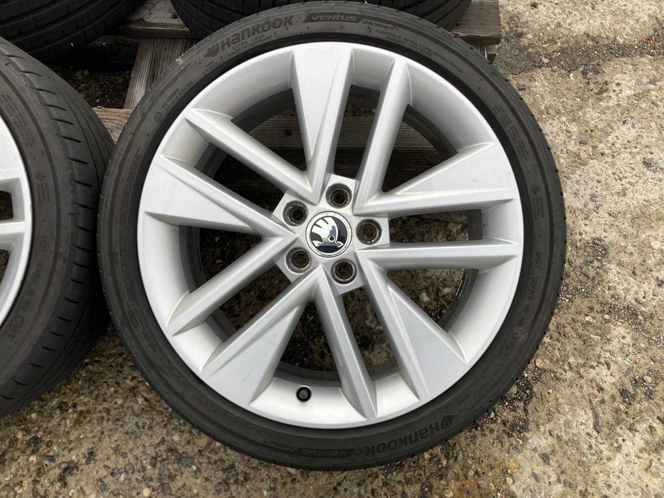 17 джанти 5х100 Skoda Fabia Rapid 7J et46 Polo Vento 215/40/17 Hankook