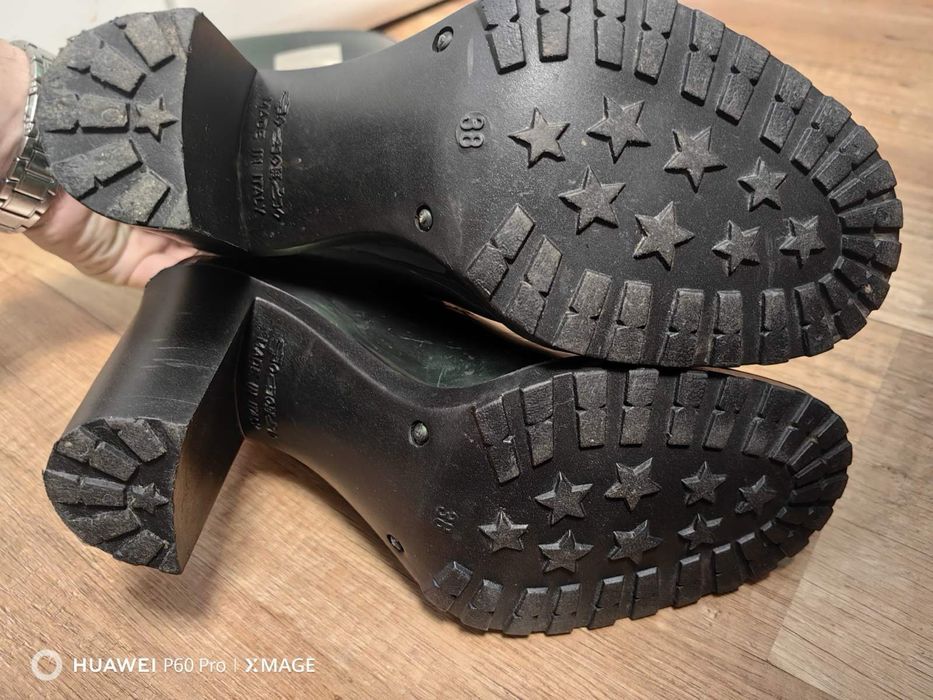 Armani Collezioni ботуши