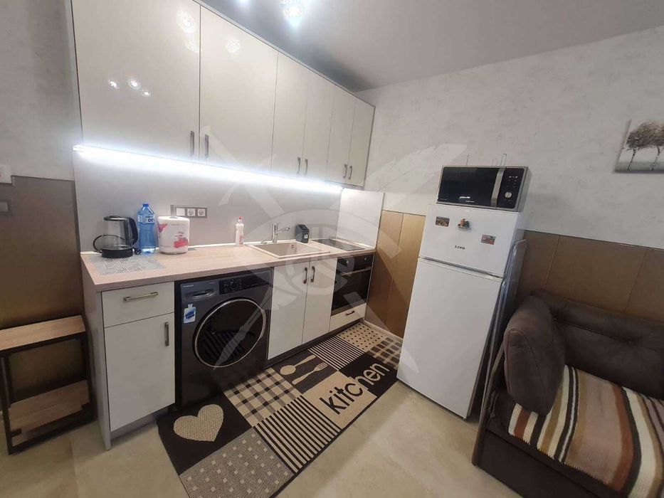 Дава се под наем Двустаен апартамент в Варна, Общината - 50 кв.м за 650 € - Снимка #1