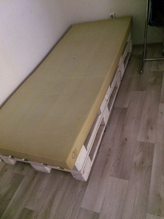 Кровать - лофт на колёсах