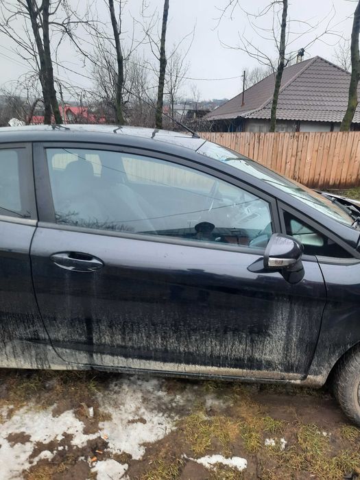 Ford Fiesta Plus 2010 benzina+GPl