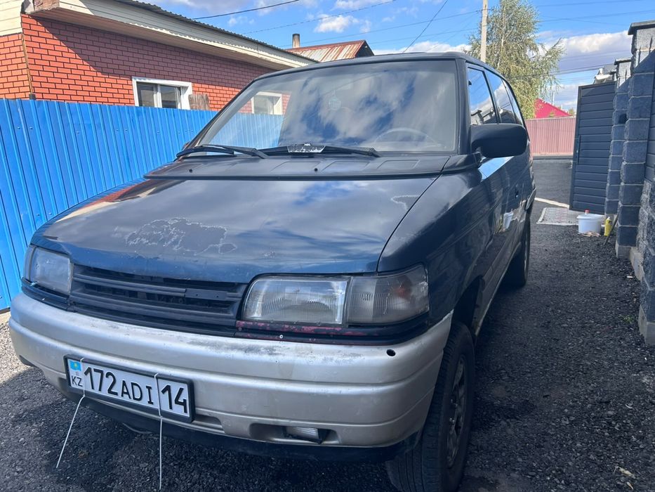 Продам мазду на полном ходу автомат.